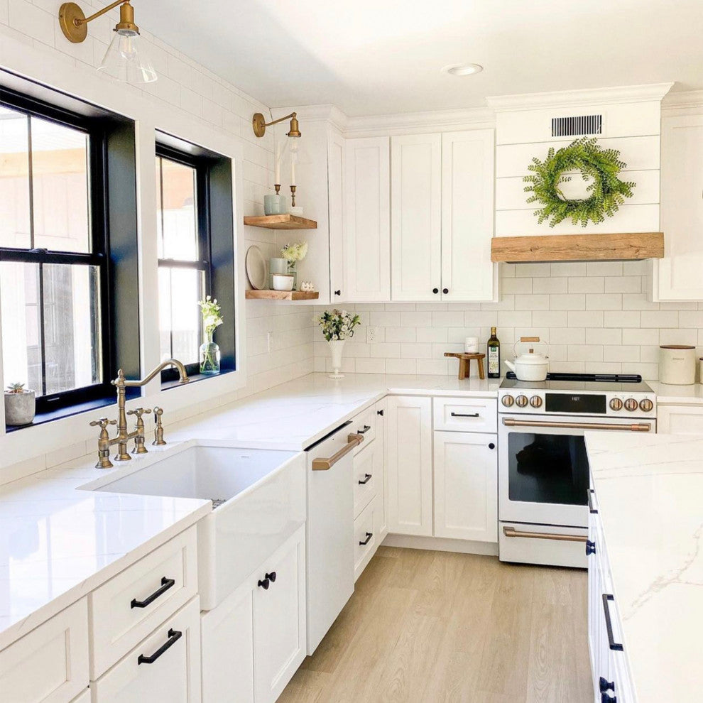 Austen Crisp White Fireclay 33" Single Bowl Farmhouse Undermount Kitchen Sink