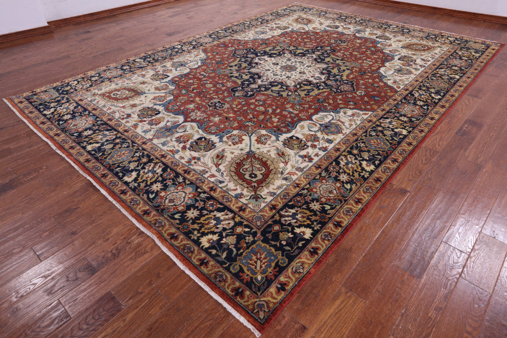 9' 9" X 13' 10" Persian Fine Serapi Hand-Knotted Wool Rug - Q14707
