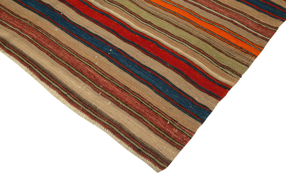 Rug N Carpet - Hand-knotted Turkish 5' 4'' x 8' 3'' Vintage Kilim Rug