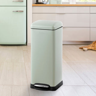Betty Retro 8-Gallon Step-Open Trash Can, Mint Green