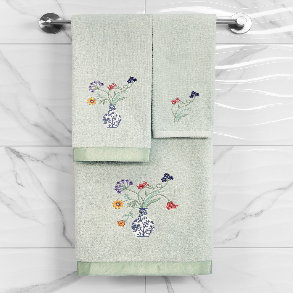 Linum Home Textiles 100% Turkish Cotton STELLA 3PC Embellished Towel Set