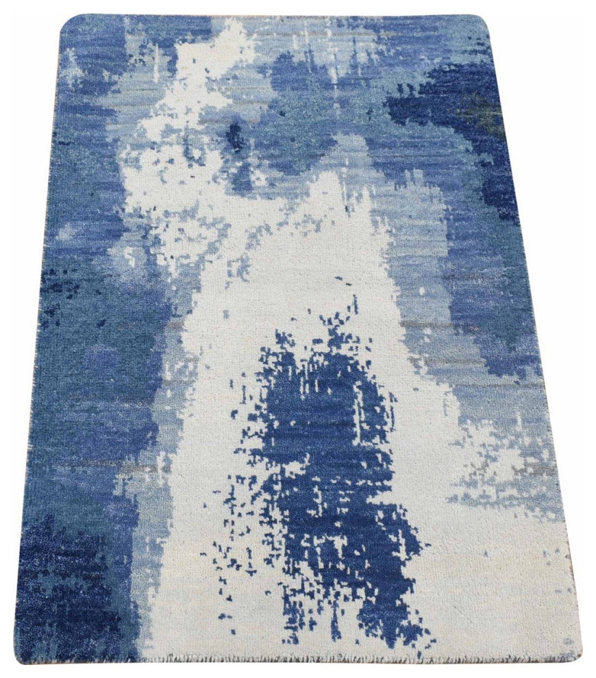 Ivory/Denim Blue 100% Wool Hand Knotted Modern Abstract Design Rug, 2'0"x3'0"