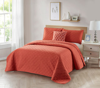 Bibb Home 4 Piece Solid Quilt Set, Coral, Twin