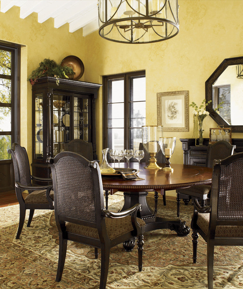 Bonaire Round Dining Table