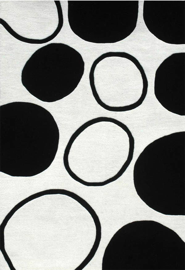 Circles Hand-Tufted Wool Rug, Black and White, 5'x8'