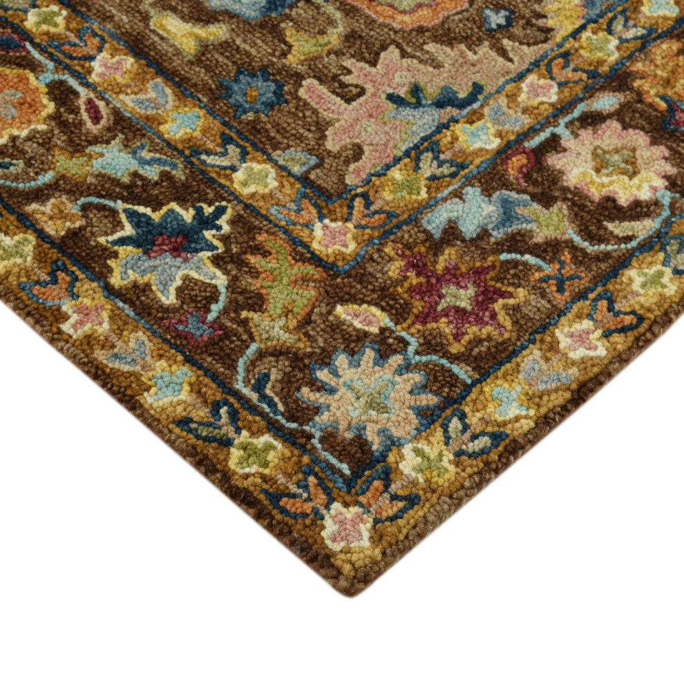 Jackson Traditional Brown Hand-Hooked Area Rug 5' x 7'6"