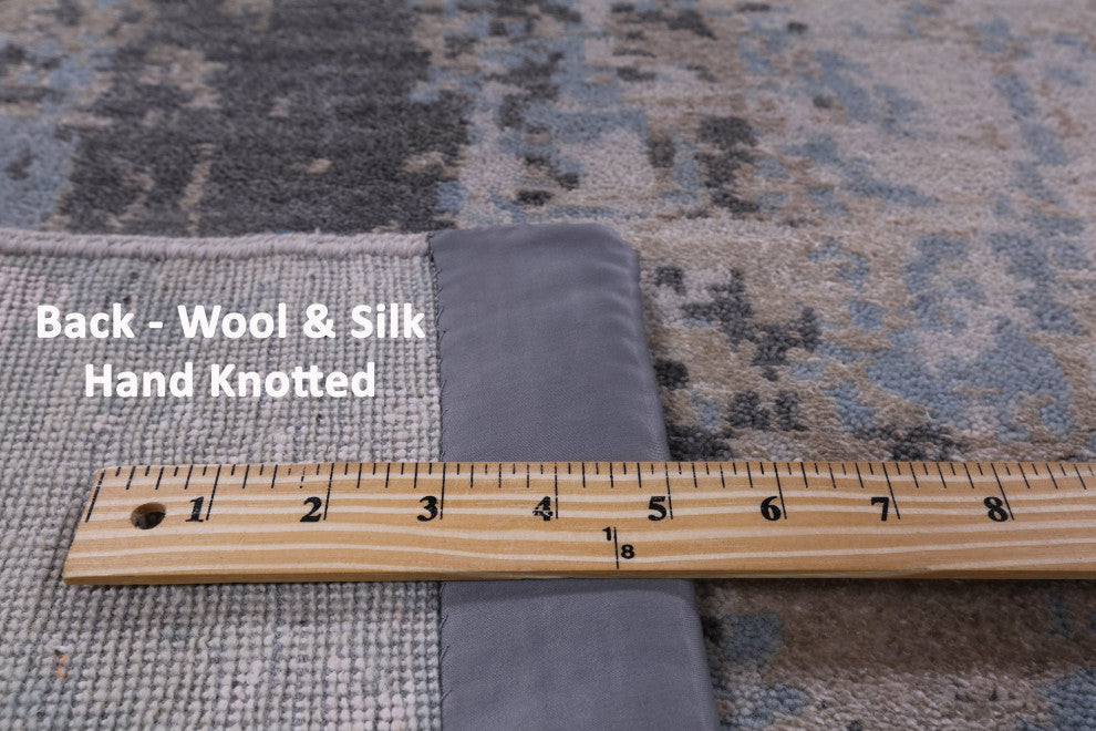 8' 0" X 10' 2" Hand Knotted Wool and Silk Modern Rug Q8885
