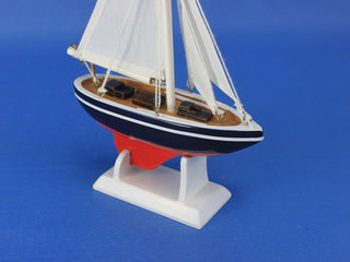 Wooden American Sailer Model Sailboat Decoration, 9"