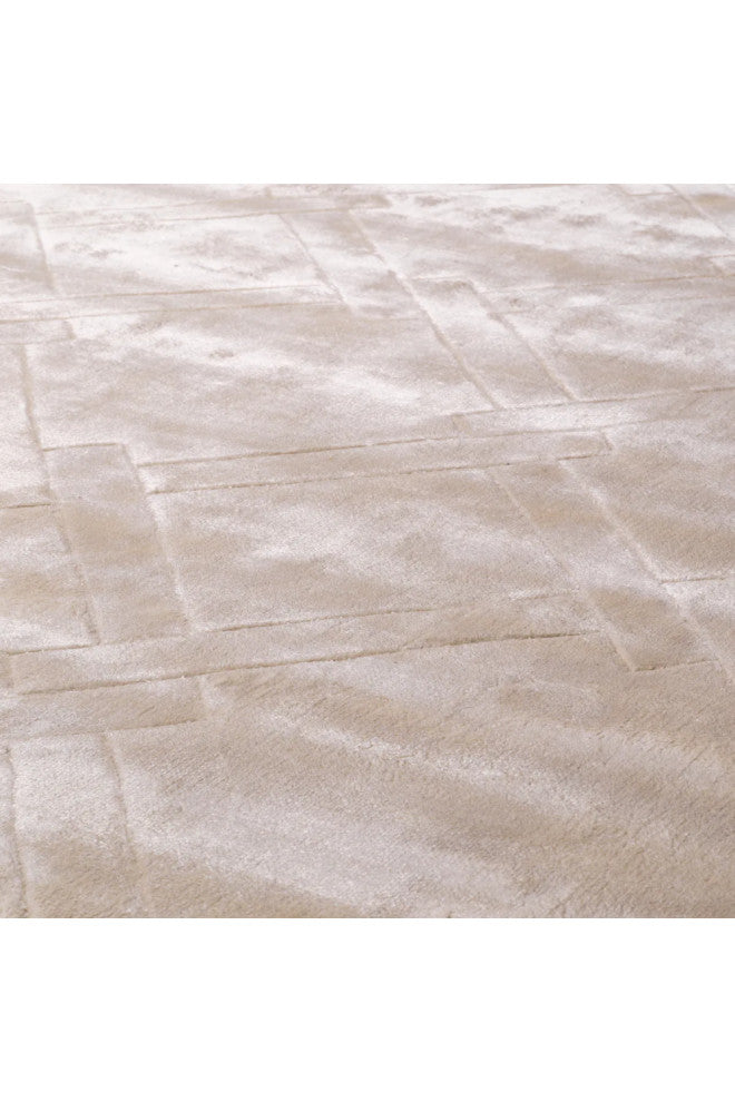 Hand Woven Plush Silver Sand Carpet 10' x 13' | Eichholtz La Belle