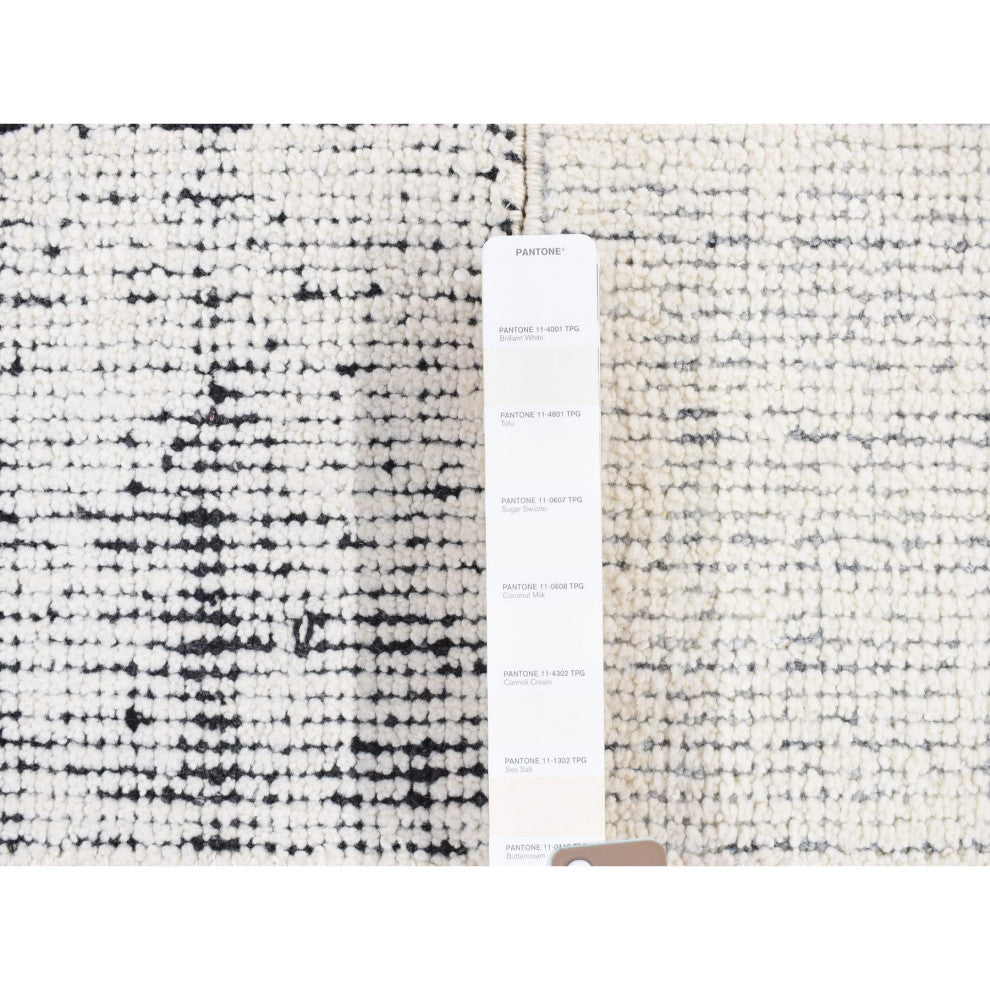 Ivory Hand Knotted 100% Wool One Lot Pair of Modern Table Top Rugs, 1'1"x1'1"