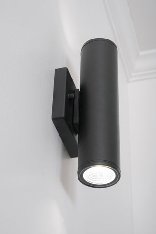 Beverly Outdoor LED Wall Sconce, Black, 10"