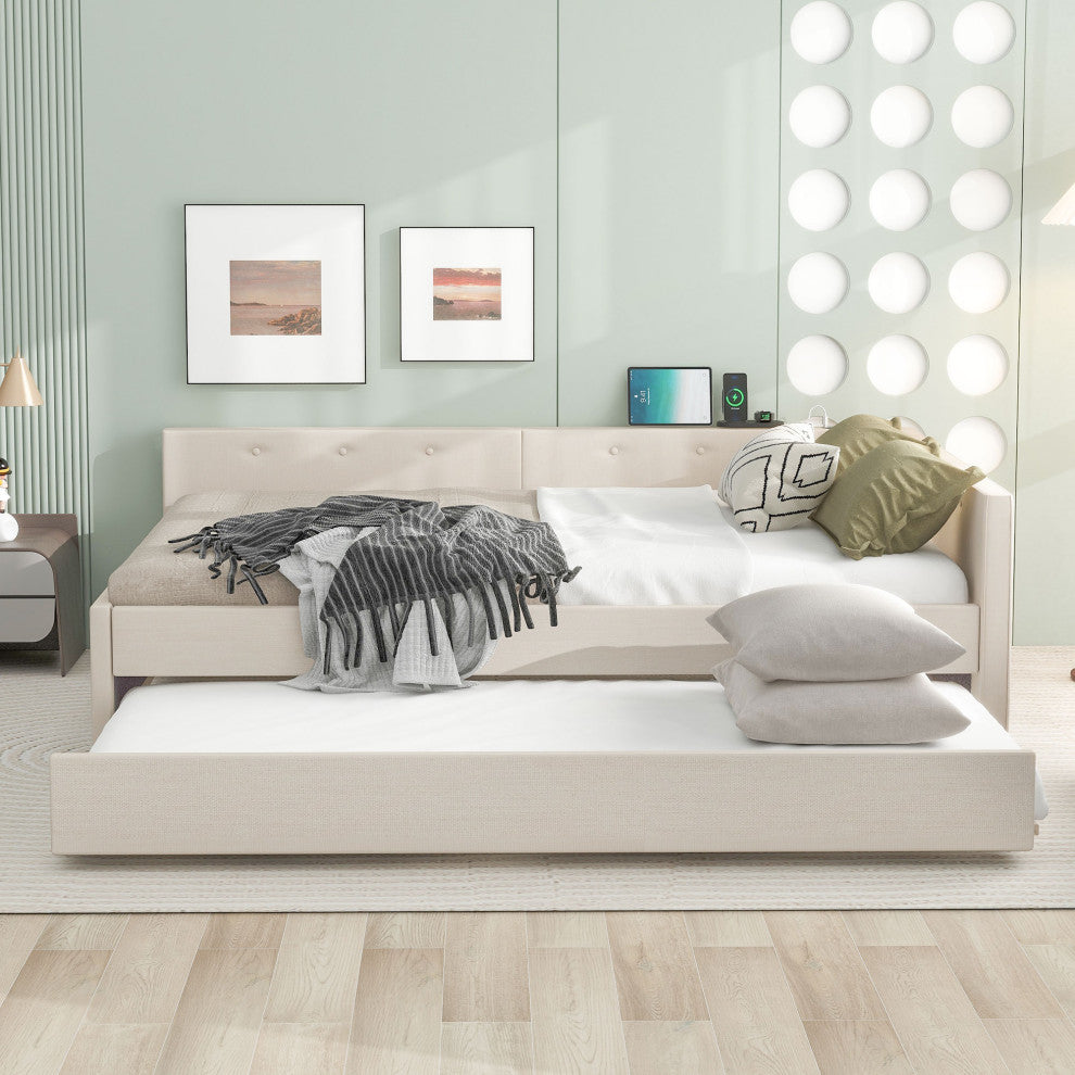 Gewnee Queen Size Upholstered Platform Bed
