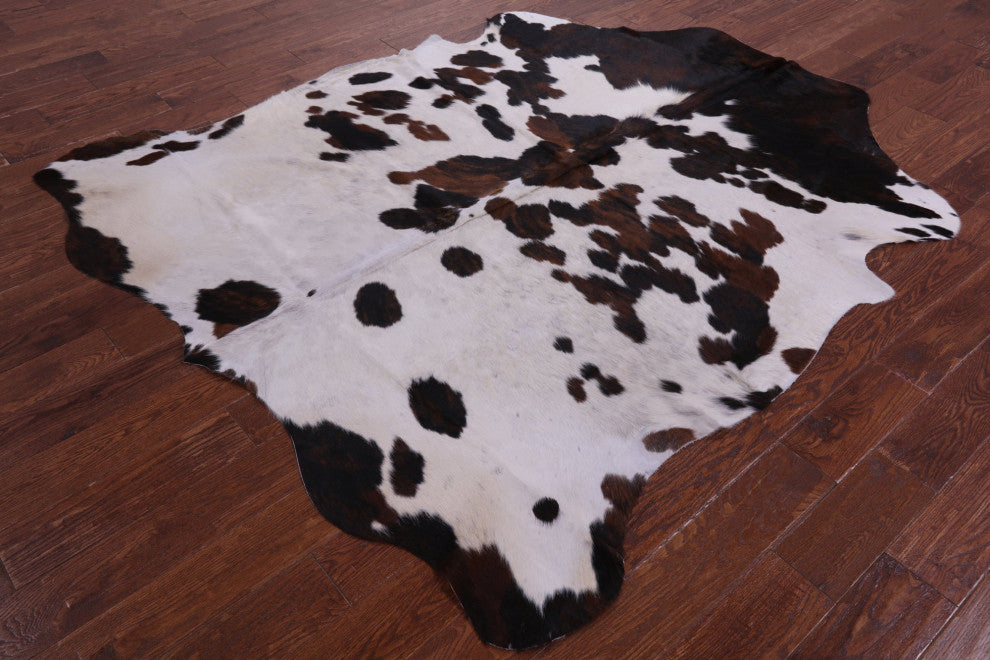7' 2" X 6' 3" Natural Cowhide Rug C2306