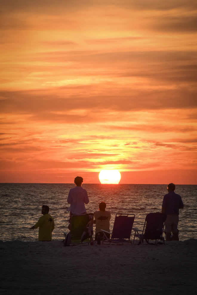 Summer Spectators Coastal Sunset Landscape Photo Wall Art Print - Decor, 8" X 10"