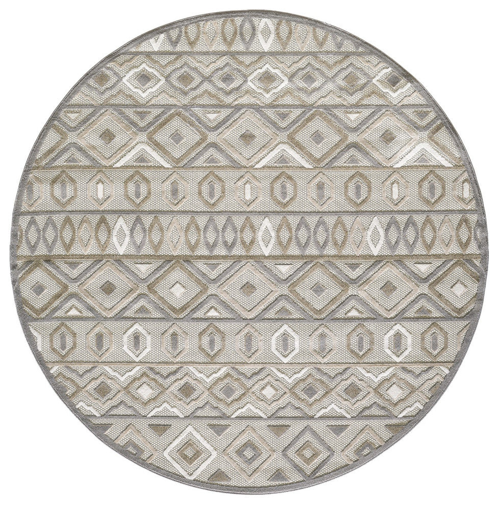 7' X 9' Gray And Ivory Southwestern Stain Resistant Indoor Outdoor Area Rug