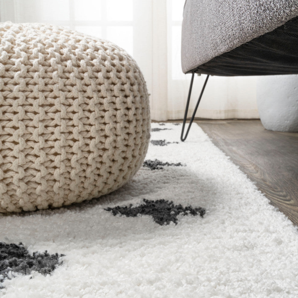 Cristo Berber Geometric Shag Rug, White/Black, 2x8