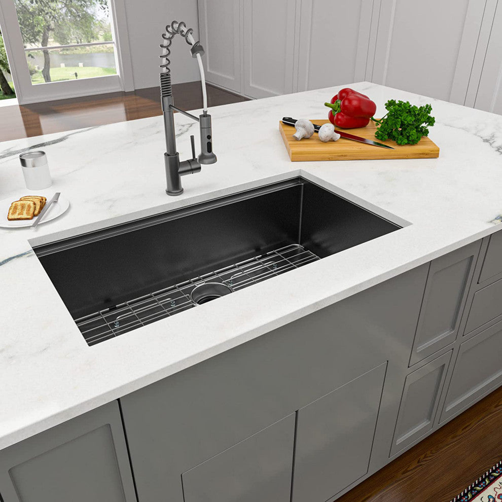 32" L X 19" W Undermount Kitchen Sink