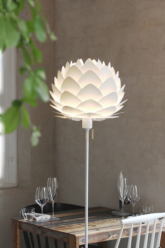 Aluvia Floor Lamp, Pearl/White