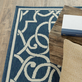 Madelina Lattice Scrollwork Navy Indoor or Outdoor Rug, 7'10" Round