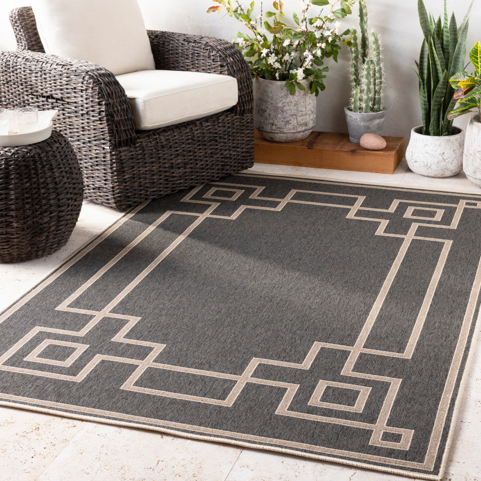 Alfresco Area Rug, 7'3" Round