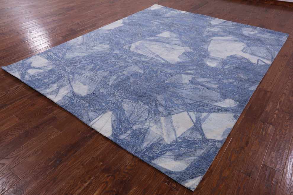 7' 11" X 10' 0" Wool and Silk Handmade Abstract Rug Q9047