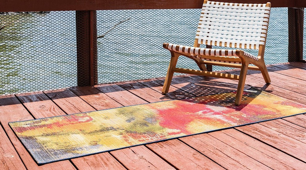 Contemporary Veranda 8' Round Magenta Area Rug