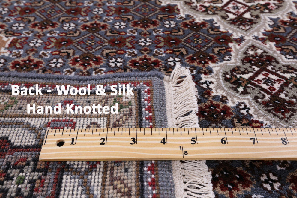 Wool and Silk Persian Tabriz Hand Knotted Rug 4' 1" X 6' 1" Q6024