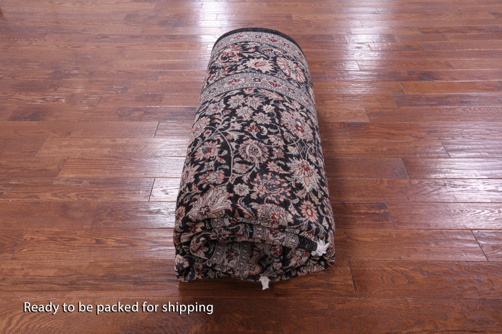 10' 0" X 13' 7" Fine Persian Kashan Hand-Knotted Wool Rug Q11381