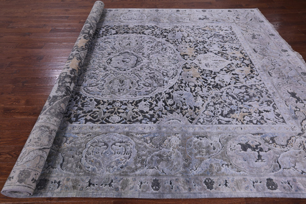 Persian Hand-Knotted Wool and Silk Rug 9' 0" X 12' 4" Q9091