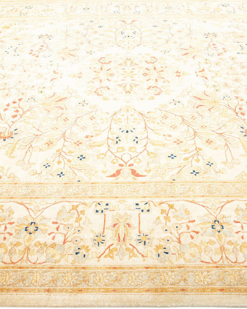 Alyssa, One-of-a-Kind Hand-Knotted Area Rug Ivory, 8'2"x10'4"