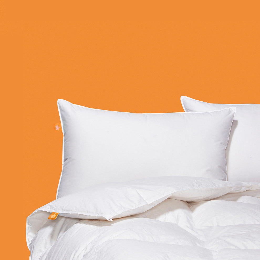 White Goose Feather Pillow, Queen, Medium Support
