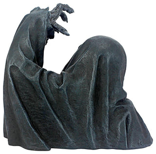 Design Toscano Grave Creeper Statue