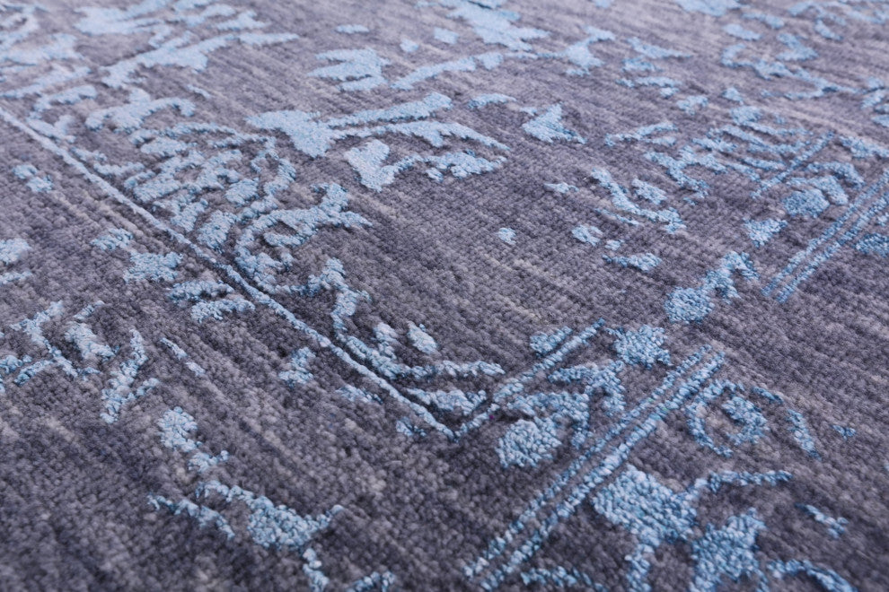 8' 1" X 10' 4" Modern Hand-Knotted Wool and Silk Rug Q8436