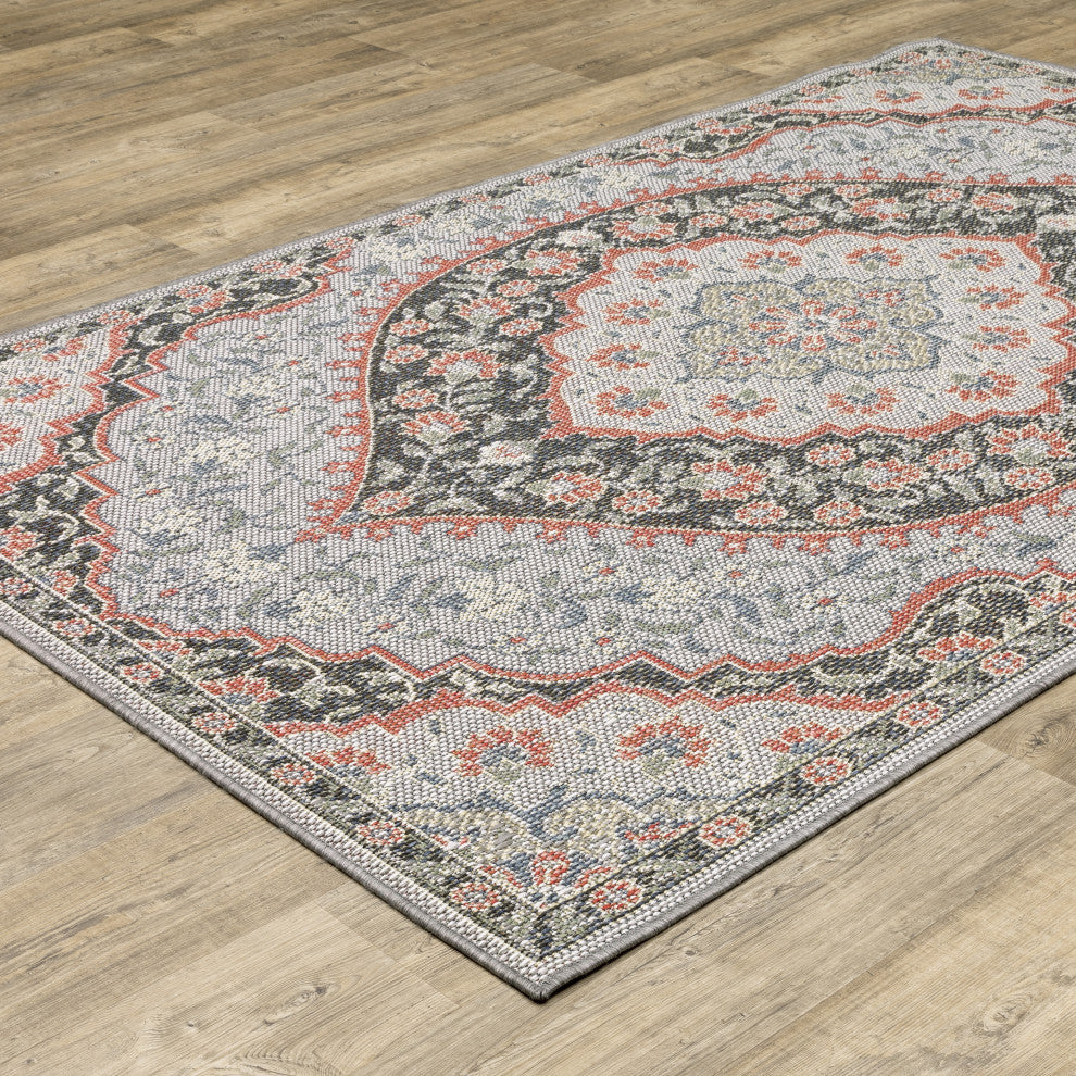 Citron Medallion Indoor/Outdoor Area Rug, 9'10" x 12'10"