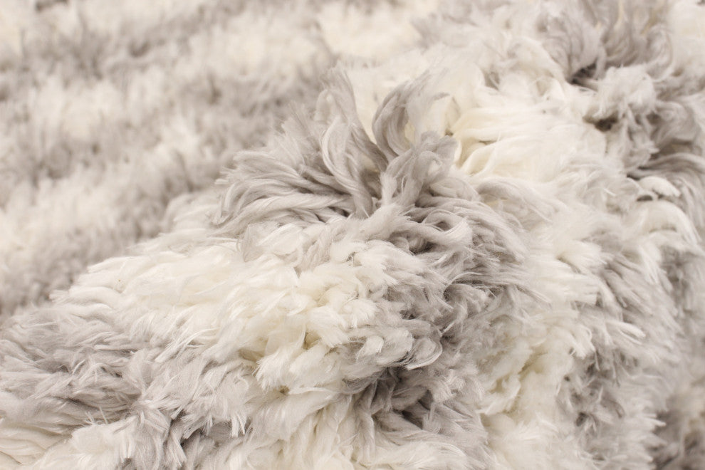 eCarpetGallery Shag Area Rug, Ivory, 6'7" x 9'6"