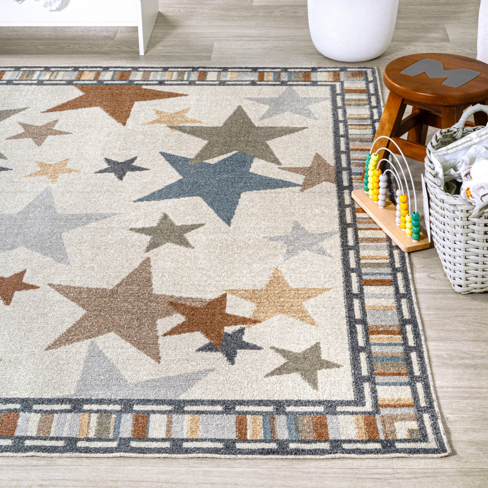 Star Gazer Geometric Machine-Washable Area Rug, 4' X 6'