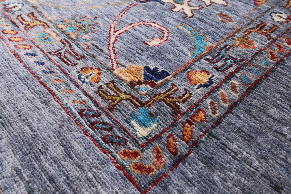 5' 6" X 8' 1" Persian Tabriz Hand-Knotted Wool Rug Q9844