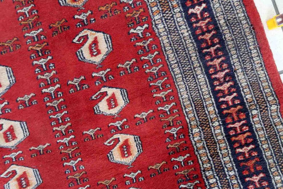 Handmade Vintage Uzbek Bukhara Rug 4.1'x6.4', 126cmx195cm 1960s