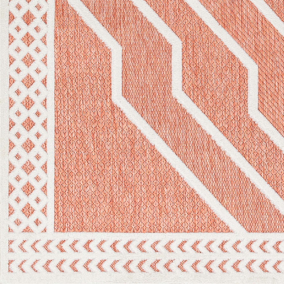 San diego SFG-2357 Burnt Orange Indoor/Outdoor 6'7" x 9' Rug