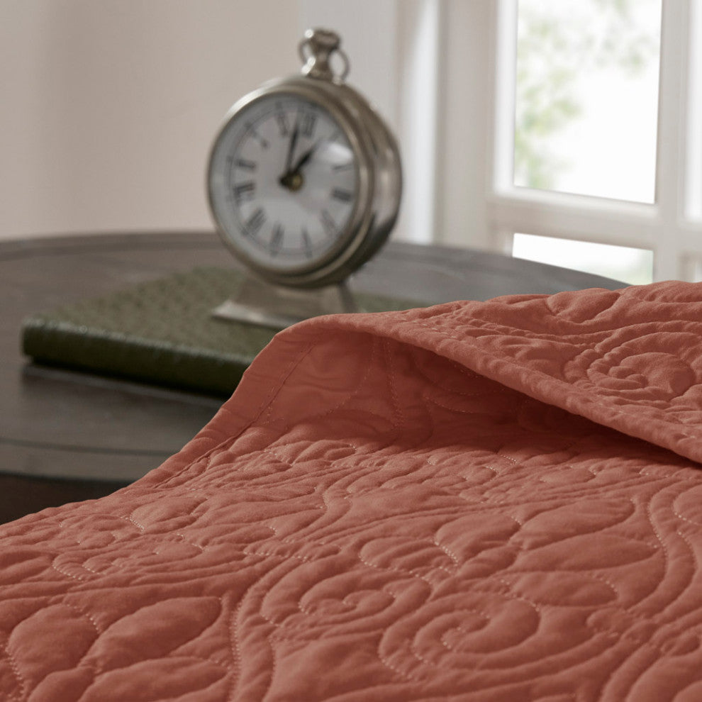Madison Park Quebec 3 Piece Reversible Bedspread Set