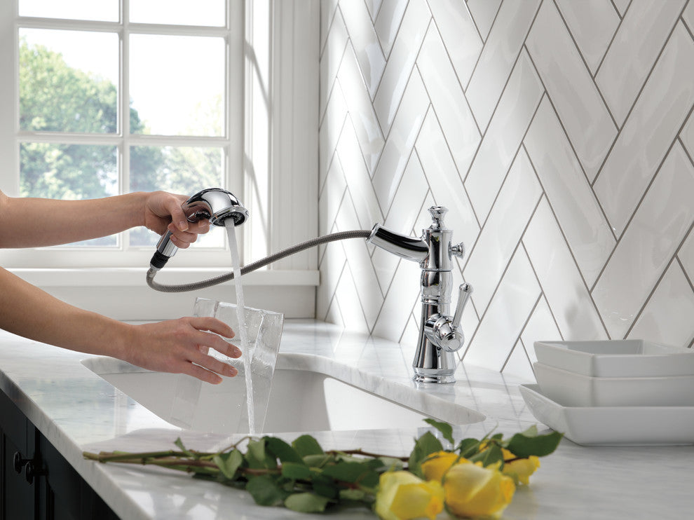 Delta Cassidy Single Handle Pull-Out Kitchen Faucet, Chrome, 4197-DST