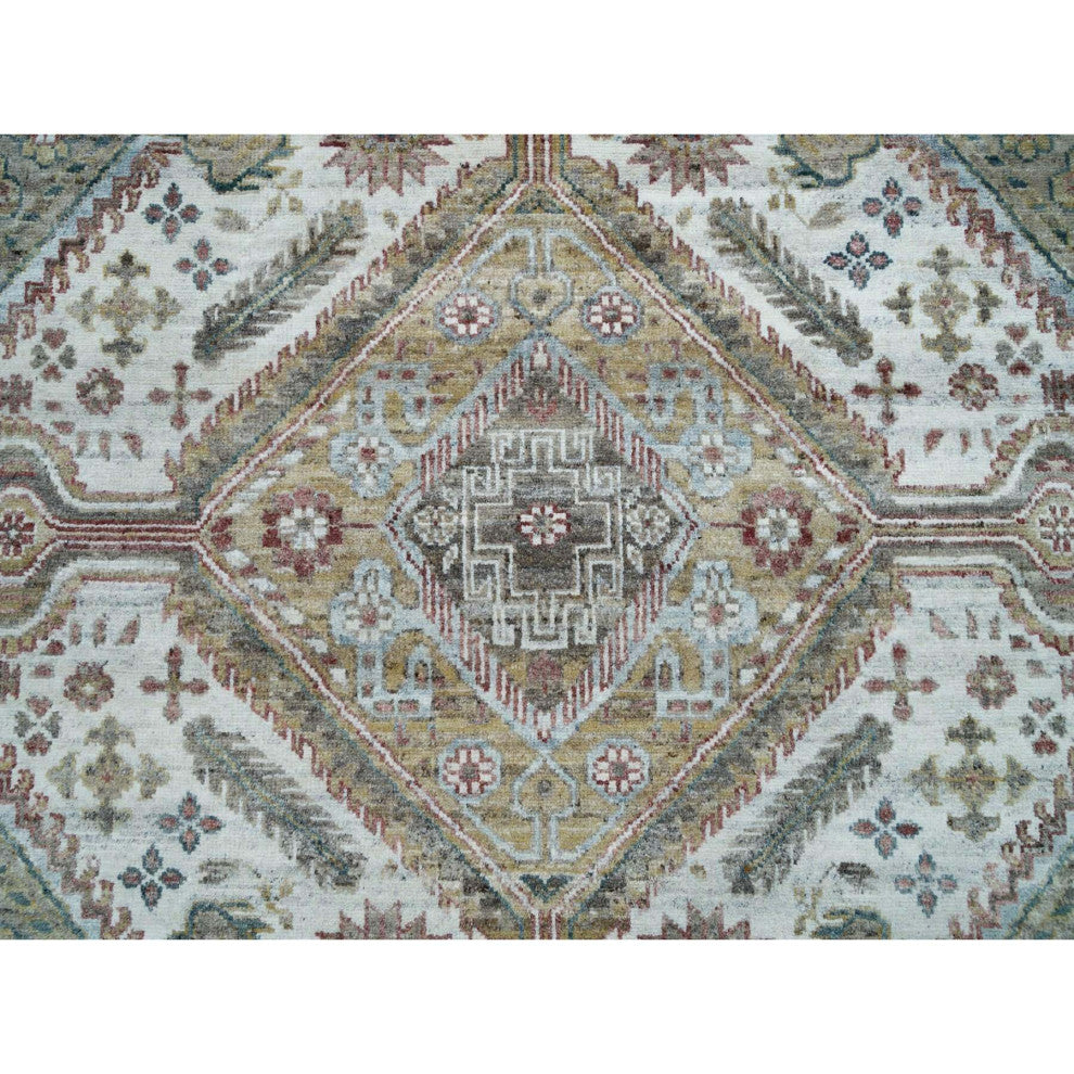 Vista White Unique Flower Rosettes Border Hand Knotted Oriental Rug 8'10"x11'10"
