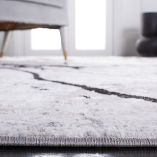 Safavieh Amelia Collection, ALA293 Rug, Grey/Black, 5'5"x7'7"