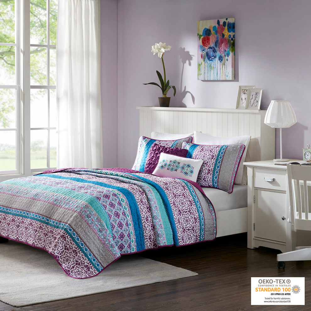 Intelligent Design Joni Reversible Quilt Set With Throw Pillows, Purple