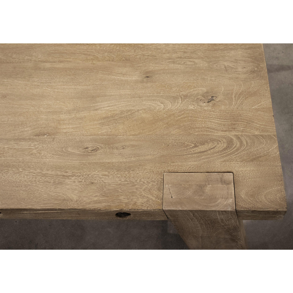 Riverside Furniture Gavin Rectangular Coffee Table