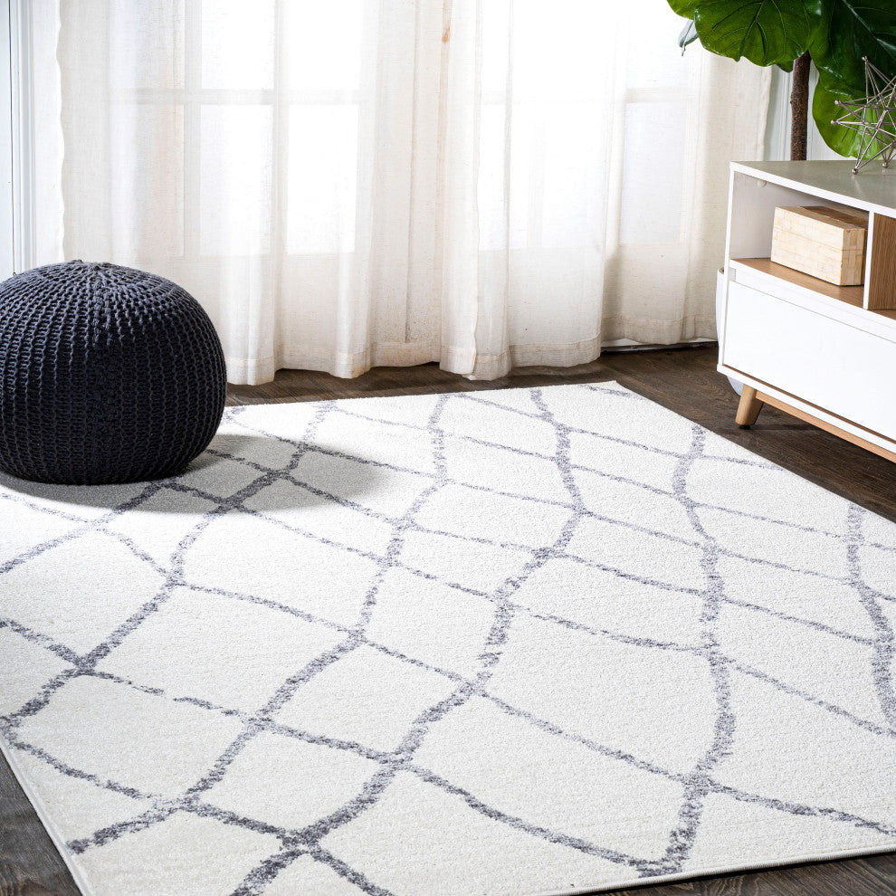 Illi Moroccan Diamond Trellis Ivory/Gray 3'x5' Area Rug