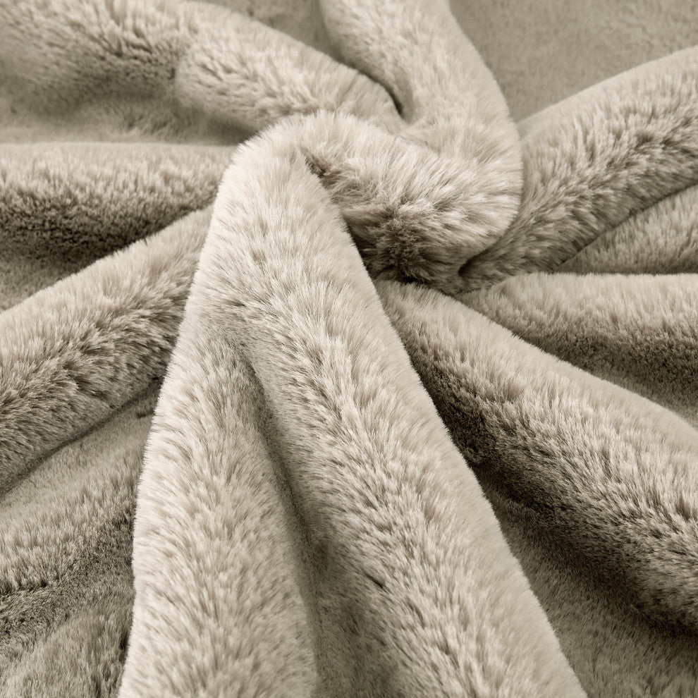 Heavy Faux Fur Throw Pillow Covers 2pcs Set, Pure Cashmere, 26''x26''