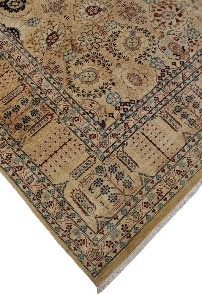 Vegetable Dyed Versailles Kahsan Beige Rug, 8'11x11'8