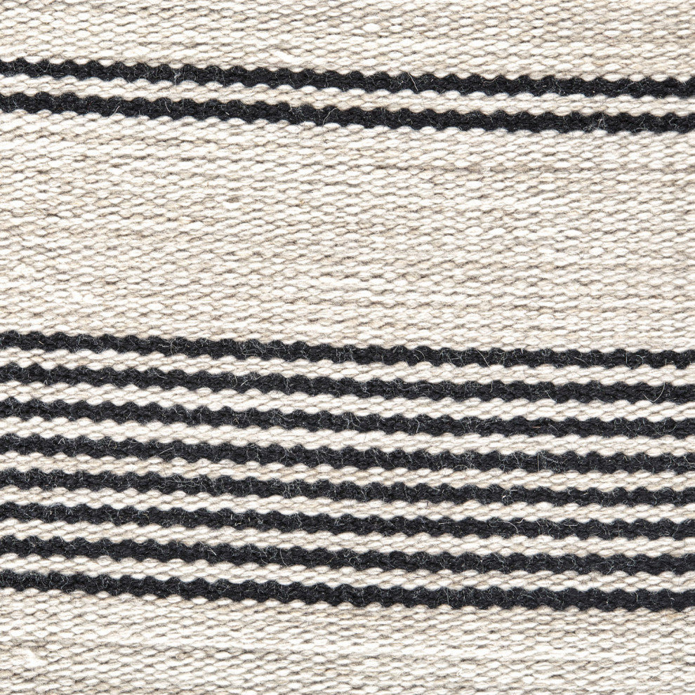 Weave & Wander Granberg Eco-Friendly PET Rug, Black, 4' X 6'