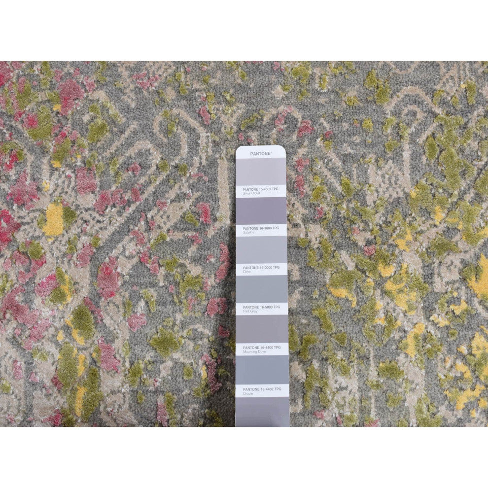 Gray, TRELLIS IN THE SPRING, Wool and Pure Silk, Hand Knotted Rug, 8'x10'